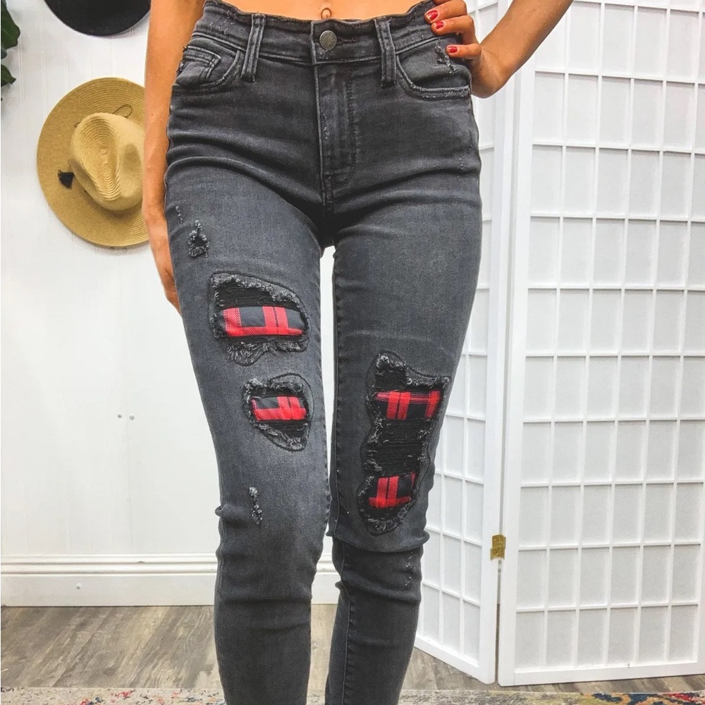 Judy Blue Black Distressed Skinny Fit Jeans